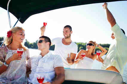 Party boat hire - Party Venues Perth